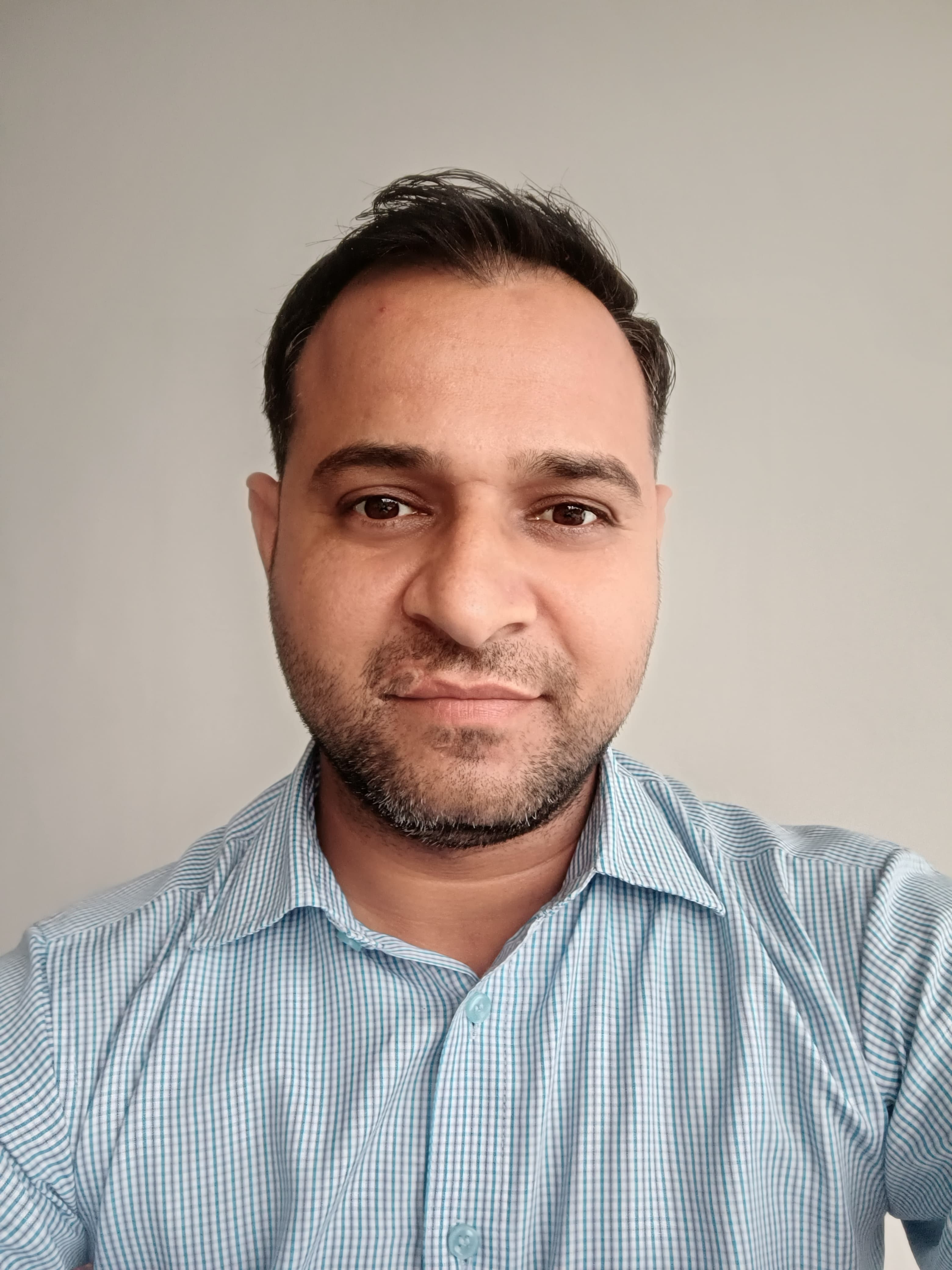 Mr. Manish Kumar